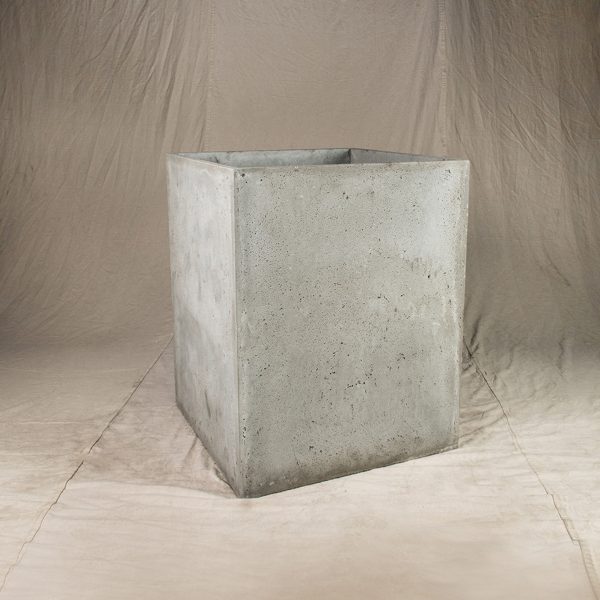 Ben_Nettles_Modern_Concrete_Design_large_square_planter