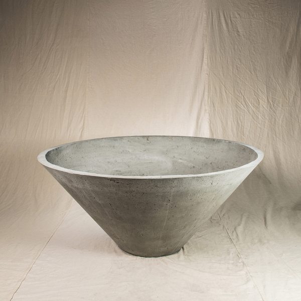 Ben_Nettles_Modern_Concrete_Design_wok_planter